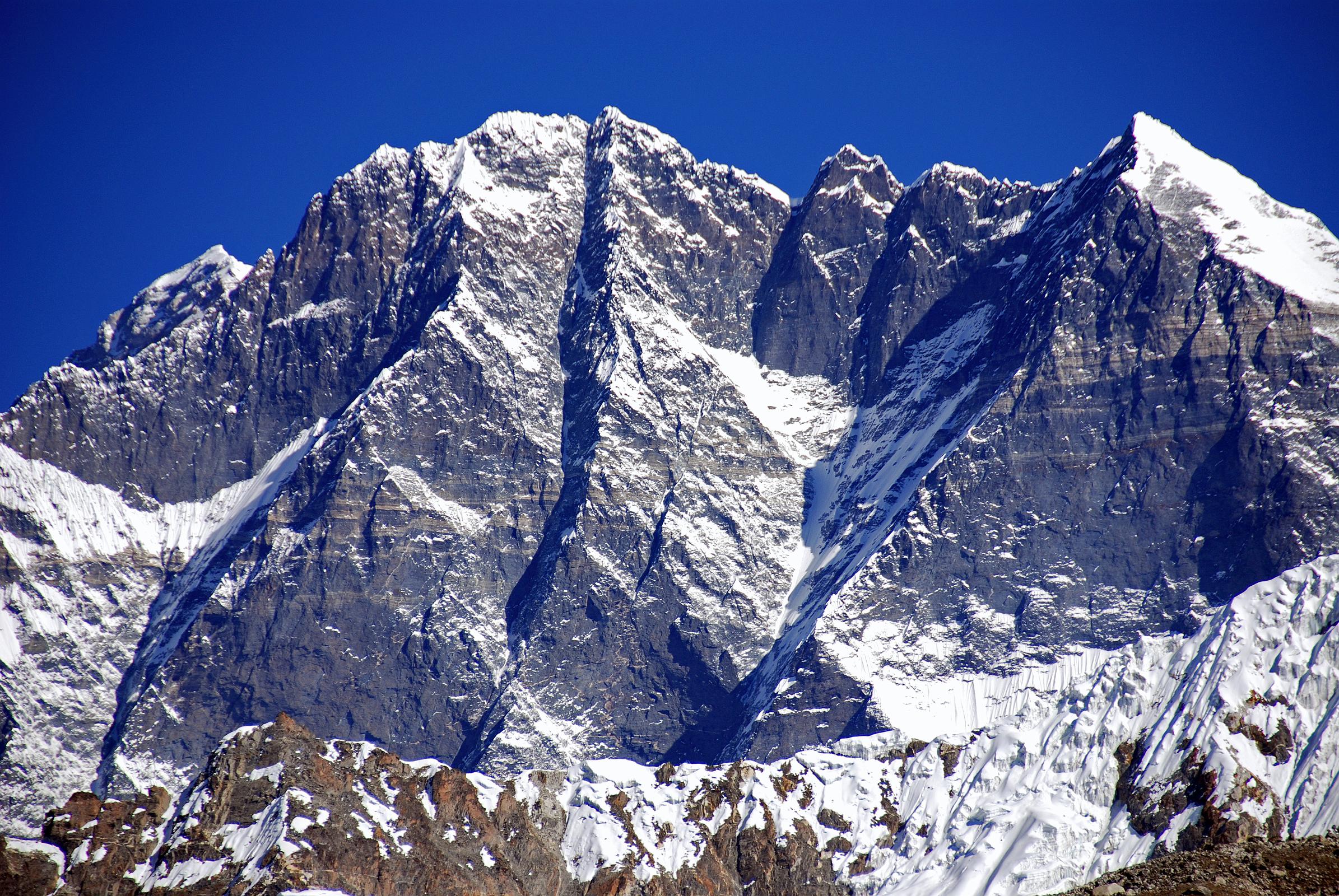11 04 Everest, Lhotse South Face, Lhotse, Lhotse Middle, Lhotse Shar Close Up From Hongu Valley